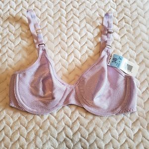 Warner’s Ribbed Underwire Bra